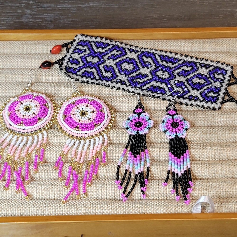 Handmade Pink, Purple, White, Turquoise Glass SeedBead Jewelry Bracelet Earrings